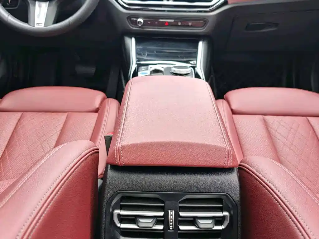 BMW i3 — миниатюра 11