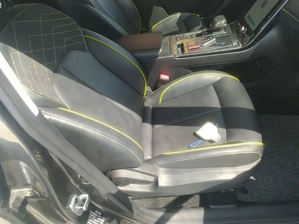 Roewe RX5 — миниатюра 25