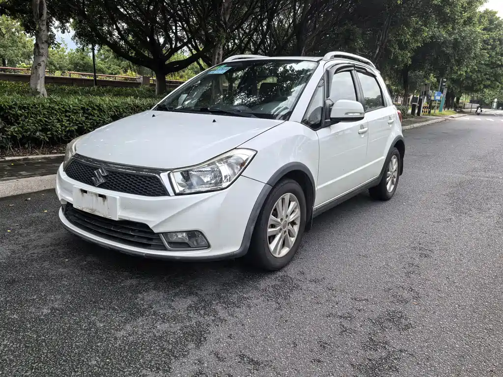 Suzuki SX4 2014
