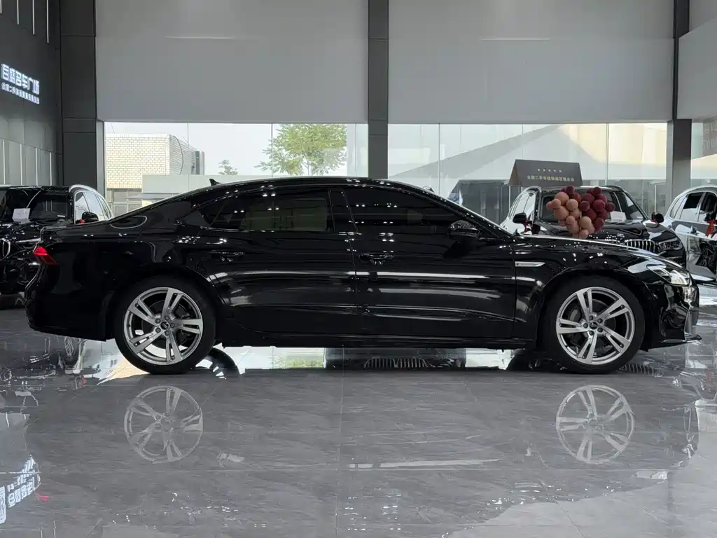 Audi A7L — миниатюра 7