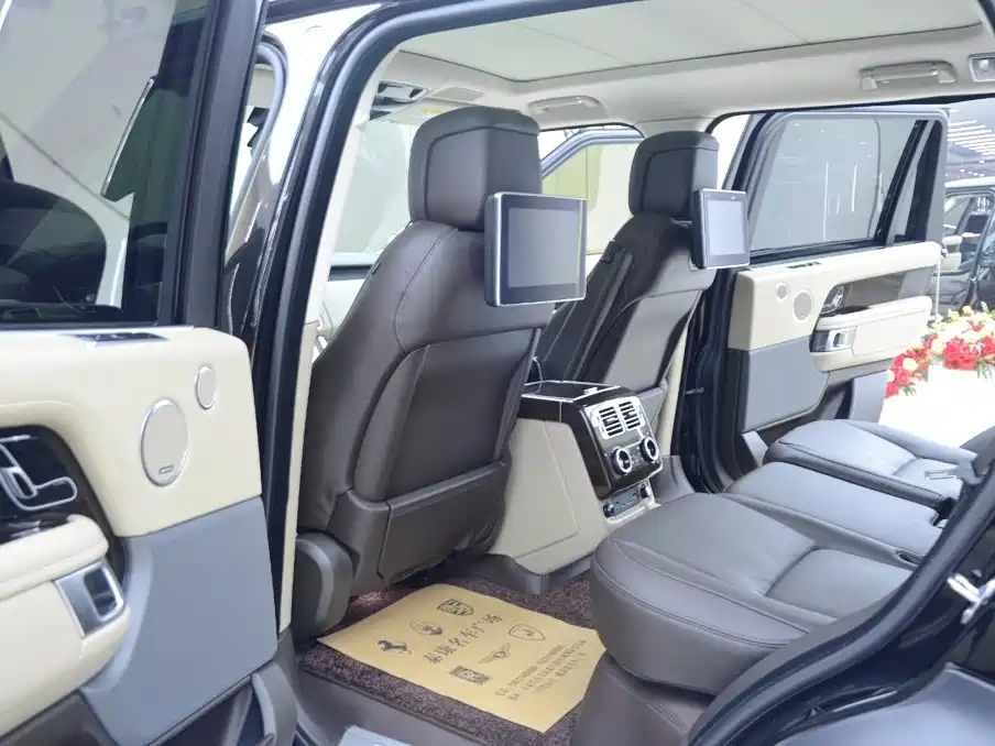 Land Rover Range Rover — миниатюра 9