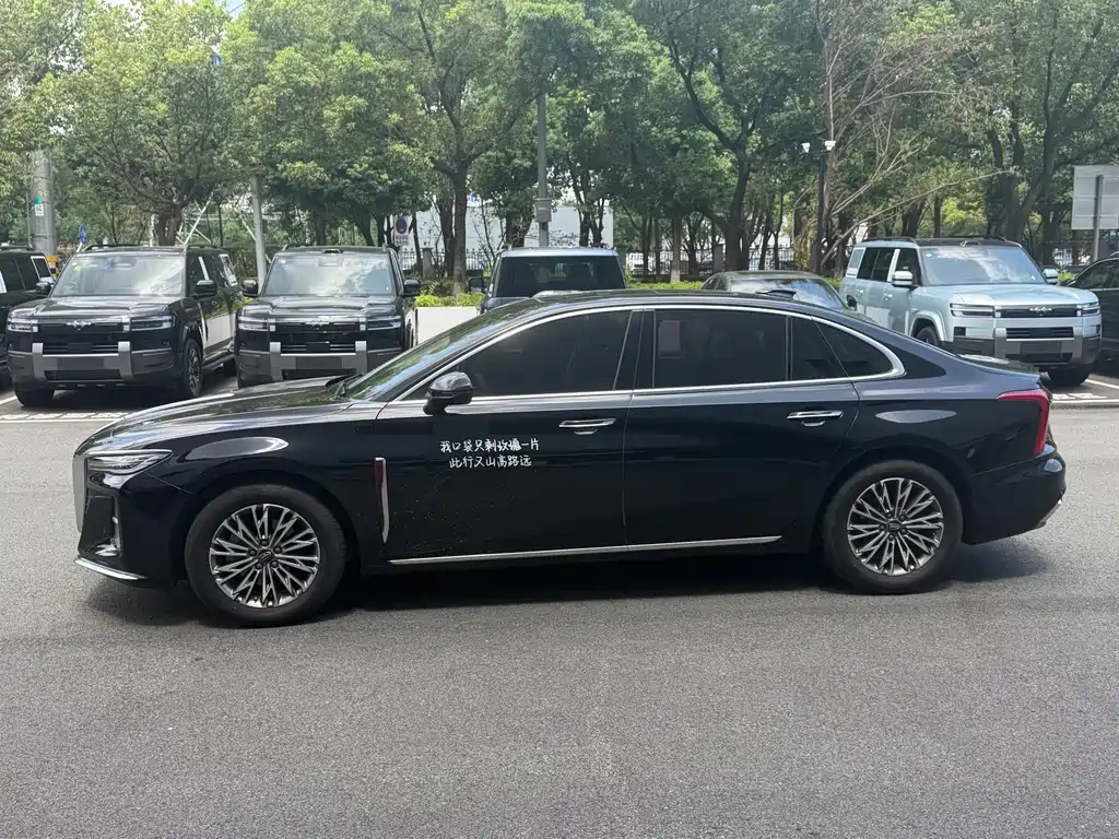 Hongqi Hongqi H5 — миниатюра 4