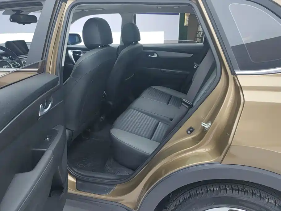 Kia Sportage — миниатюра 11