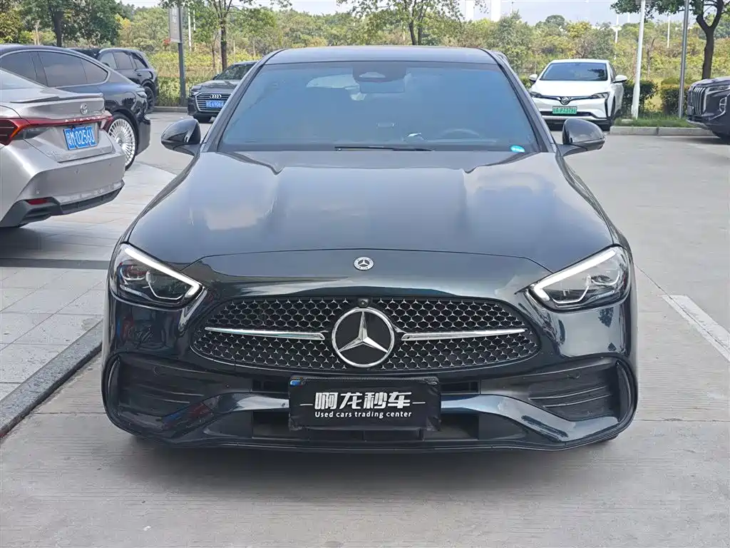 Mercedes-Benz C-Class — миниатюра 2