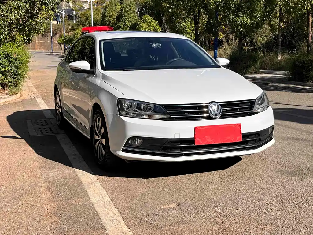 Volkswagen Sagitar — миниатюра 3