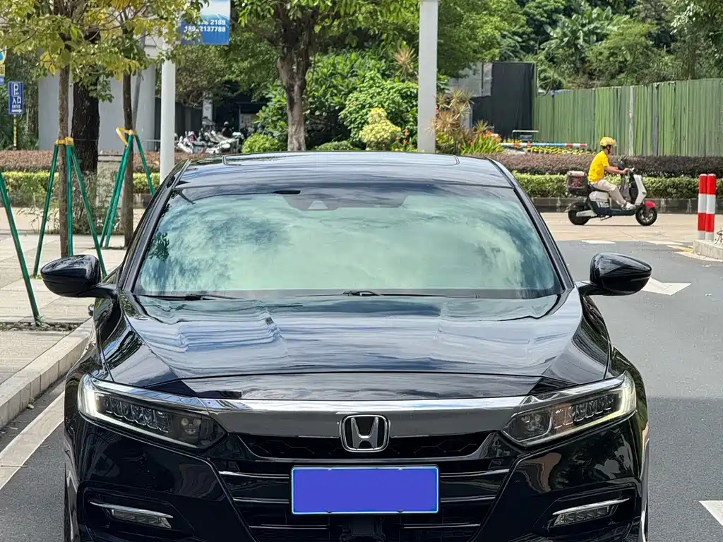 Honda Accord — миниатюра 2