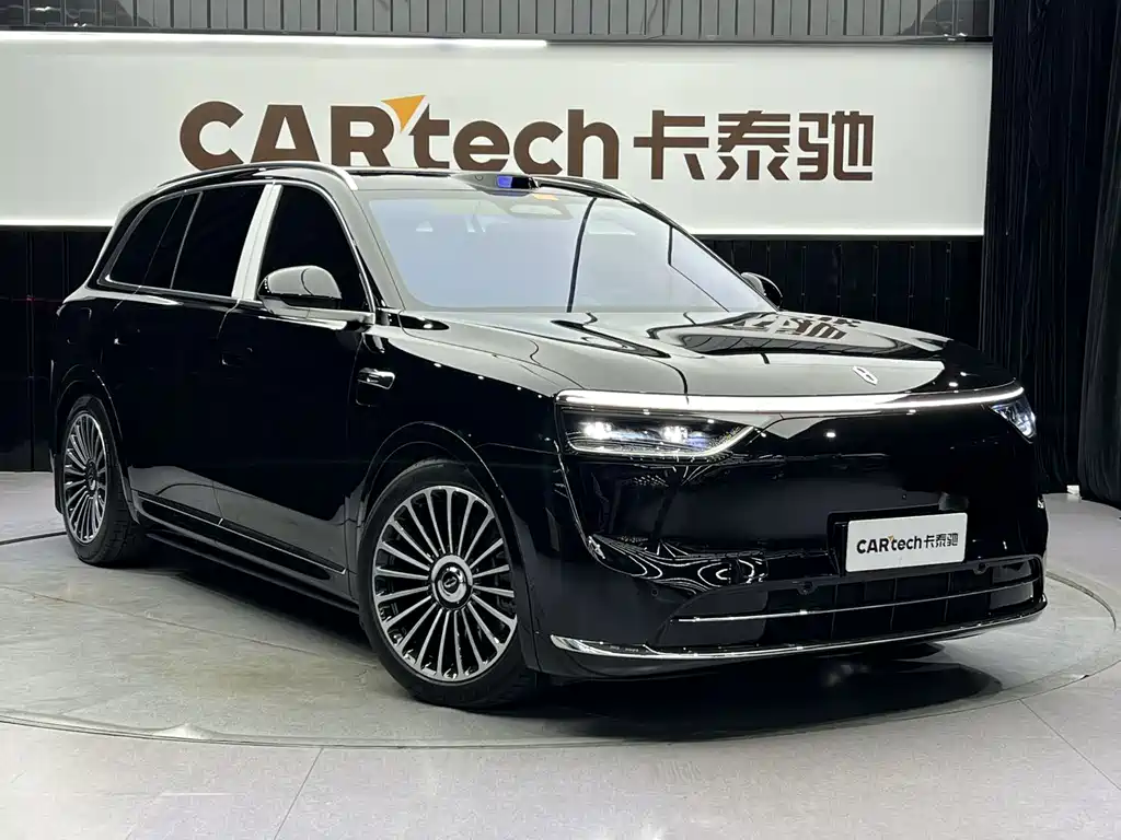 AITO ASK THE WORLD M8