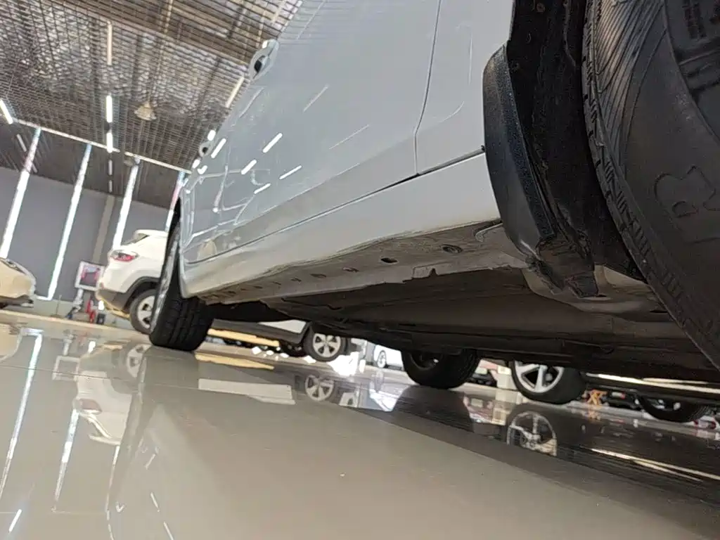 Chevrolet Malibu — миниатюра 21