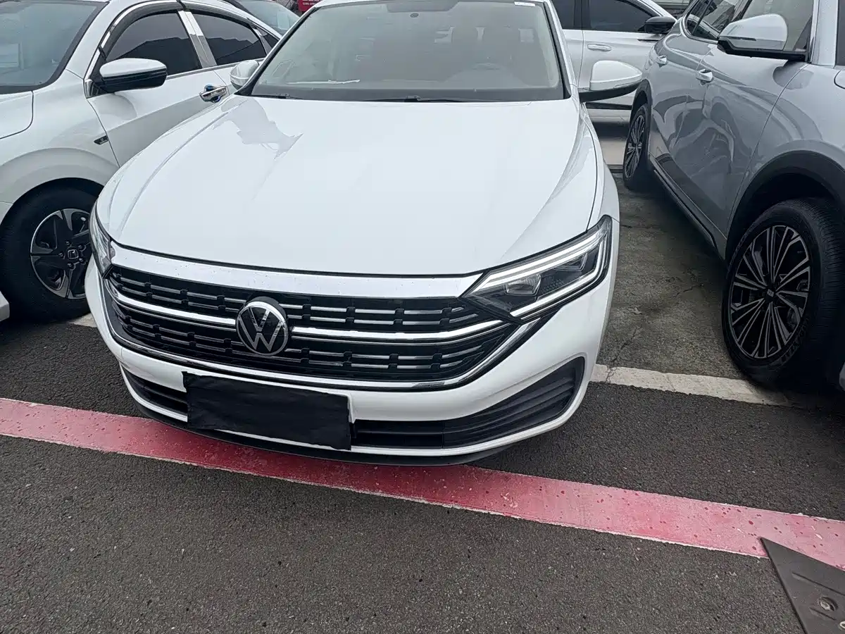 Volkswagen Sagitar id 4653766 из Китая 12