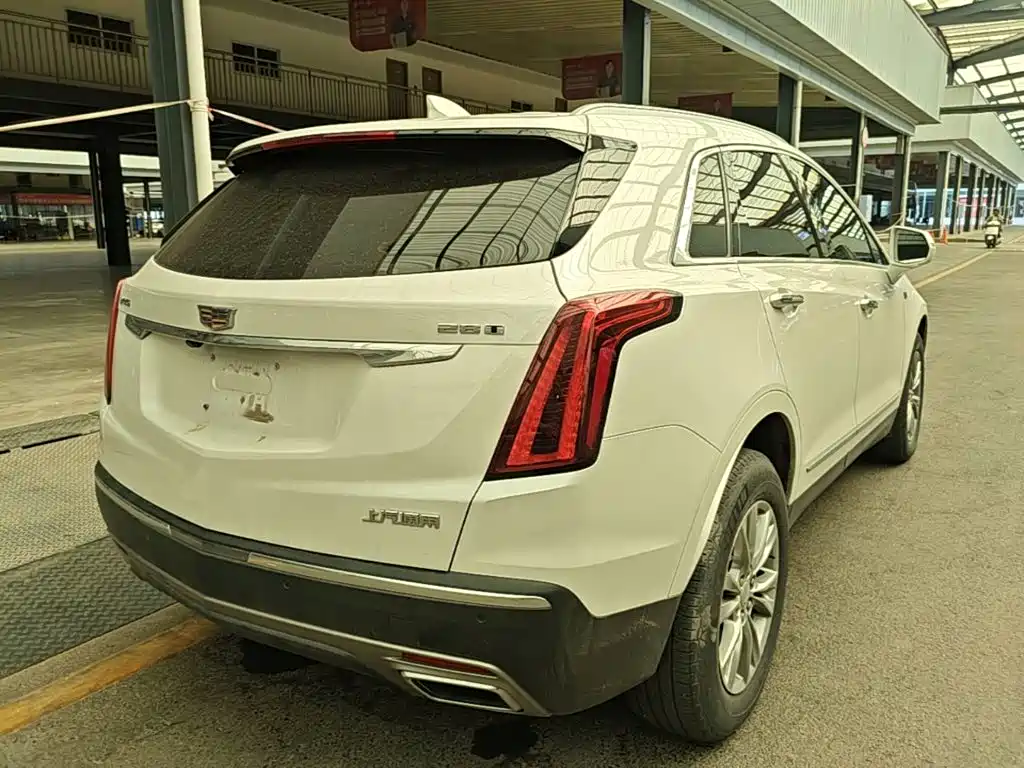 Cadillac XT5 — миниатюра 7