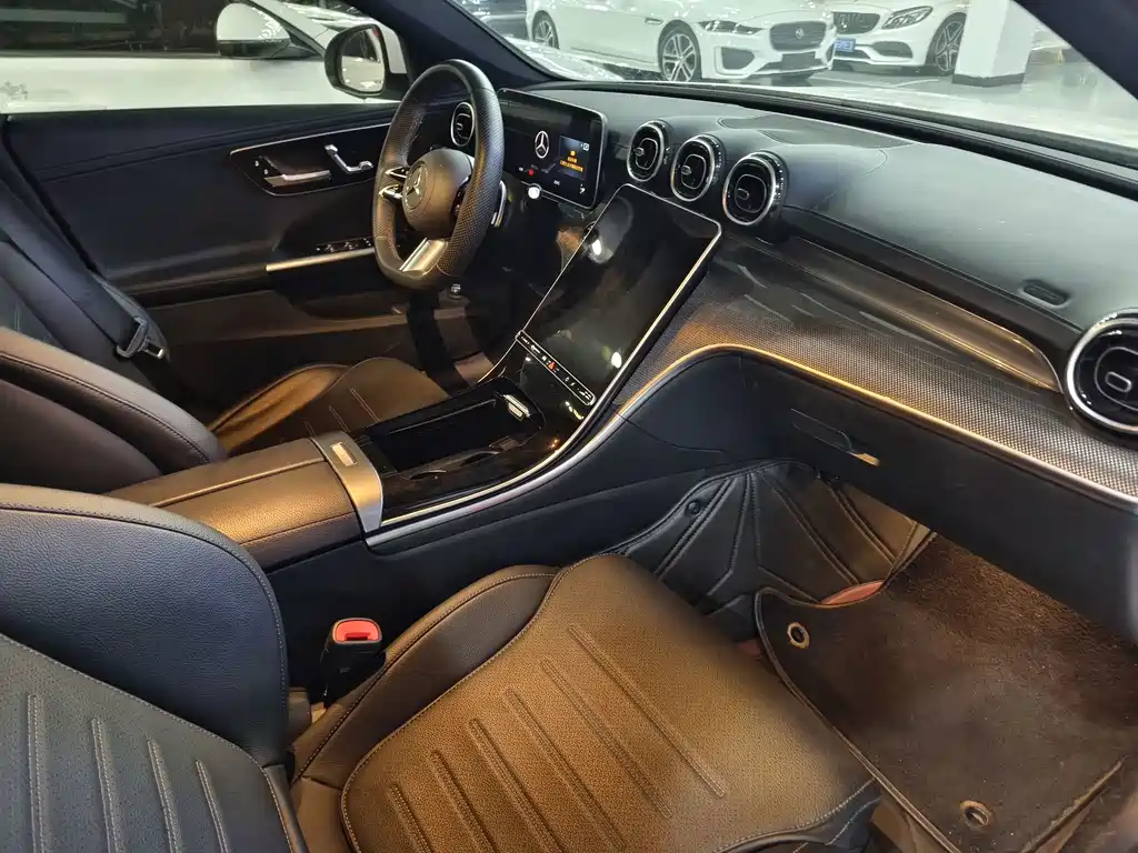 Mercedes-Benz C-Class — миниатюра 10