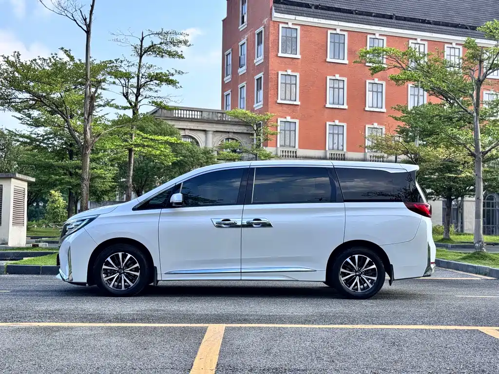 GAC Motor Trumpchi M8 — миниатюра 4