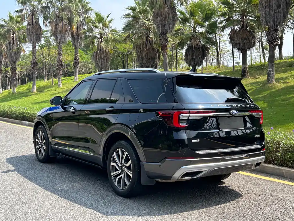 Ford Explorer — миниатюра 4