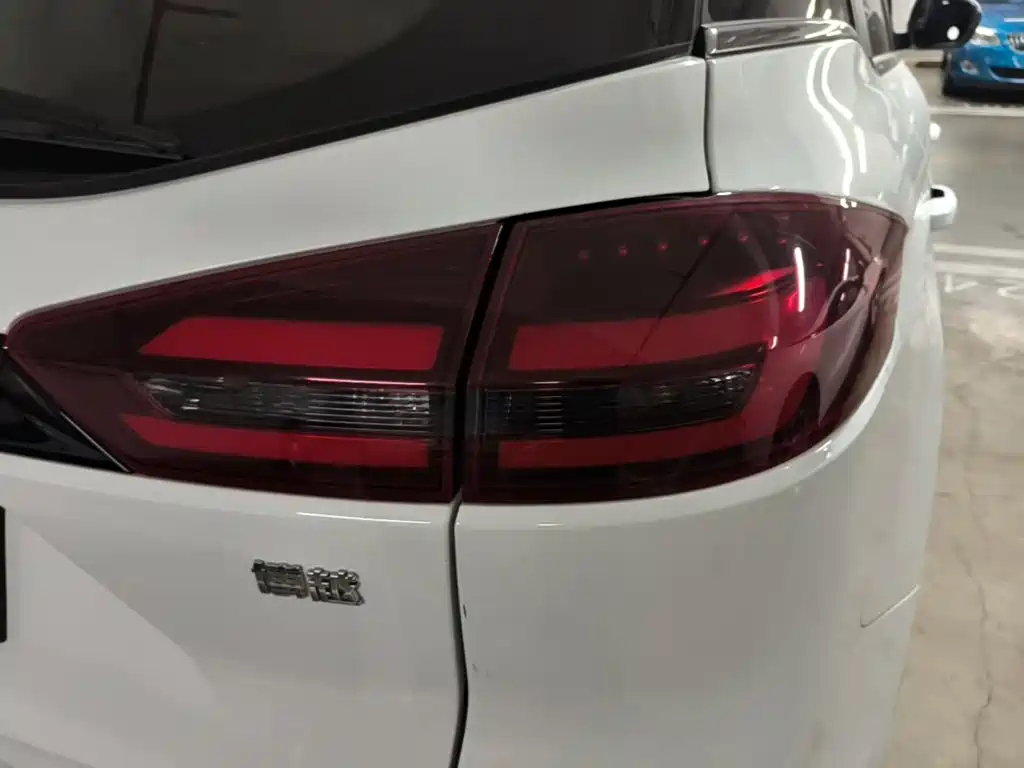 Geely Boyue — миниатюра 8