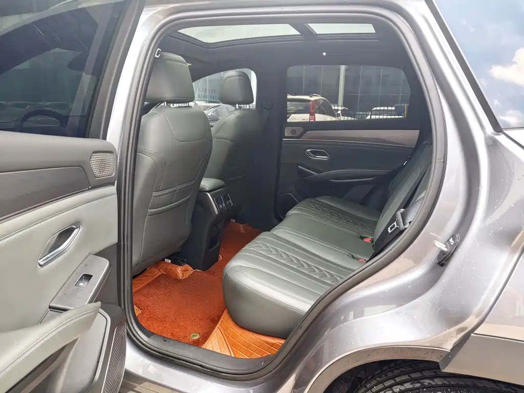 BYD L DM-i — миниатюра 6