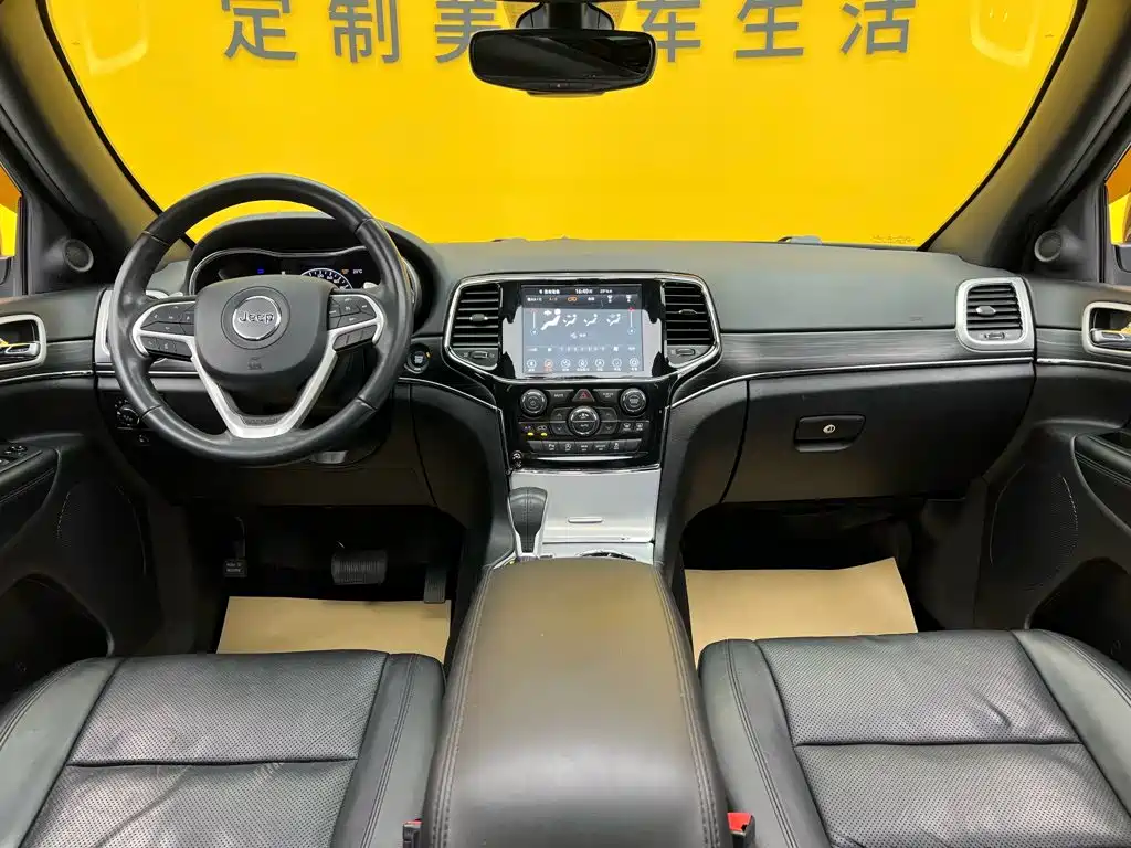 Jeep Grand Cherokee (Import) — миниатюра 15