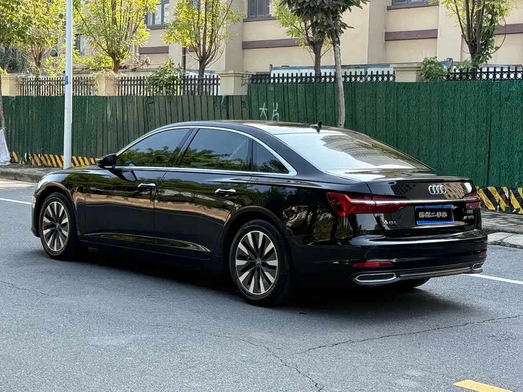 Audi A6L — миниатюра 6