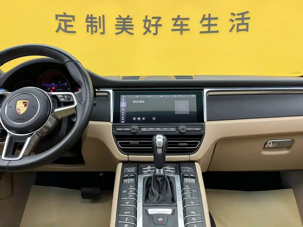 Porsche Macan — миниатюра 19