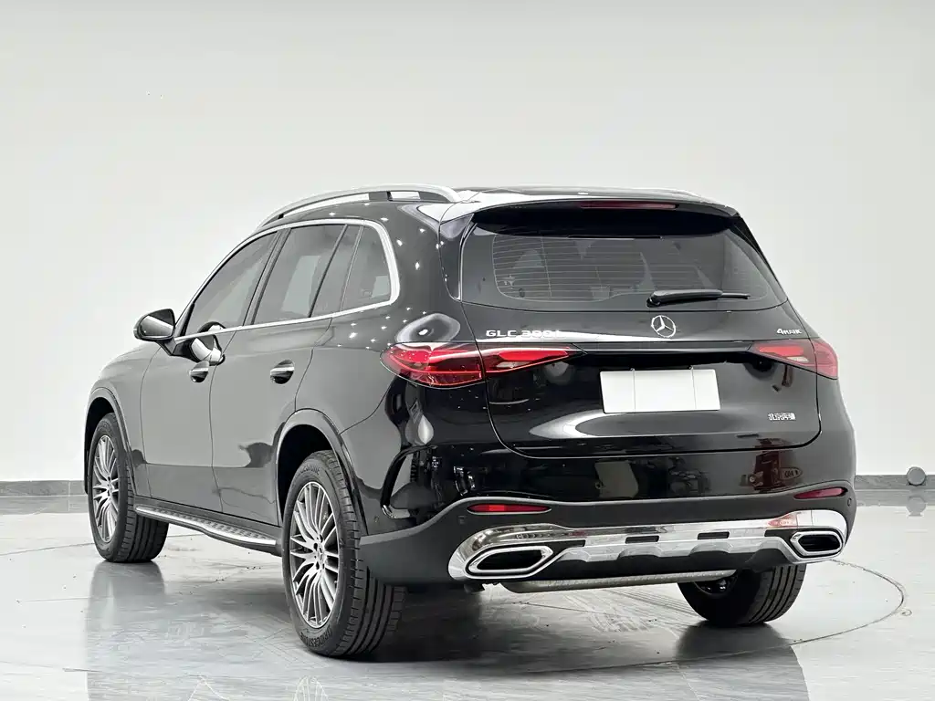 Mercedes-Benz GLC 2023 GLC 300 L 4MATIC 5 мест