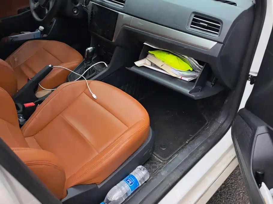 Volkswagen Lavida — миниатюра 8