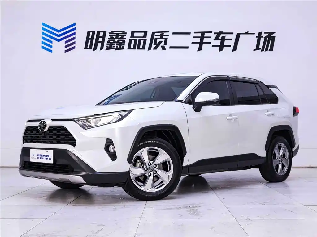Toyota RAV4 2021 2.0L CVT PLUS