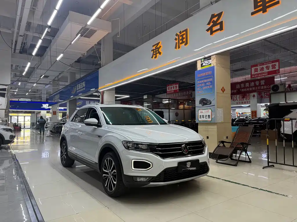 Volkswagen T-Roc — миниатюра 3