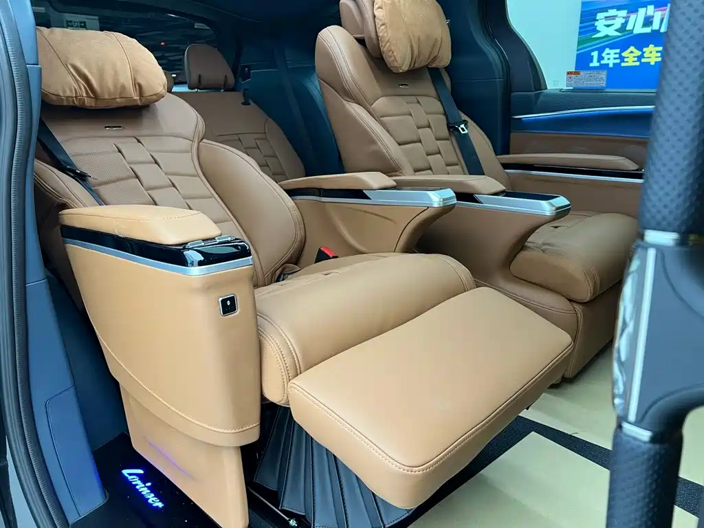 Toyota Granvia — миниатюра 34