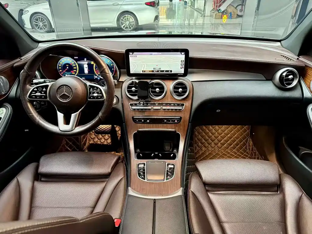 Mercedes-Benz GLC — миниатюра 7
