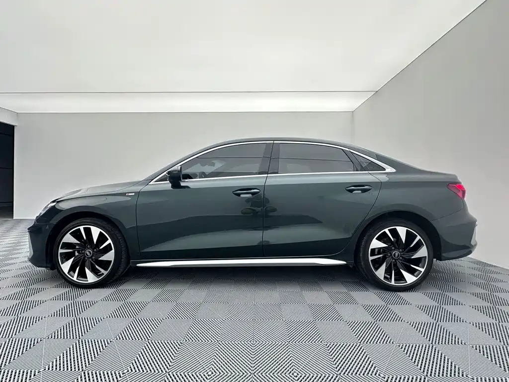 Audi A3 — миниатюра 8