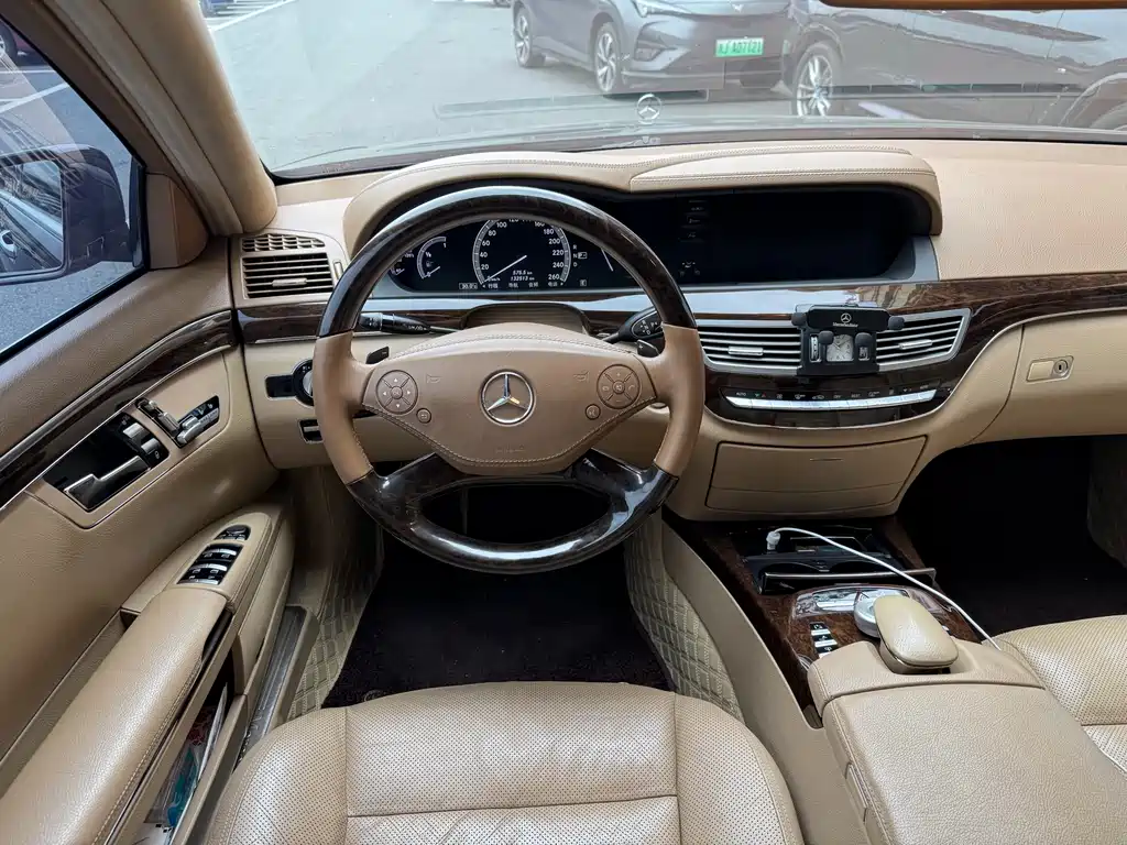 Mercedes-Benz S-Class S 2010 S 300 L Luxury