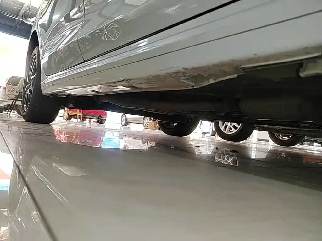 BYD MAX — миниатюра 21