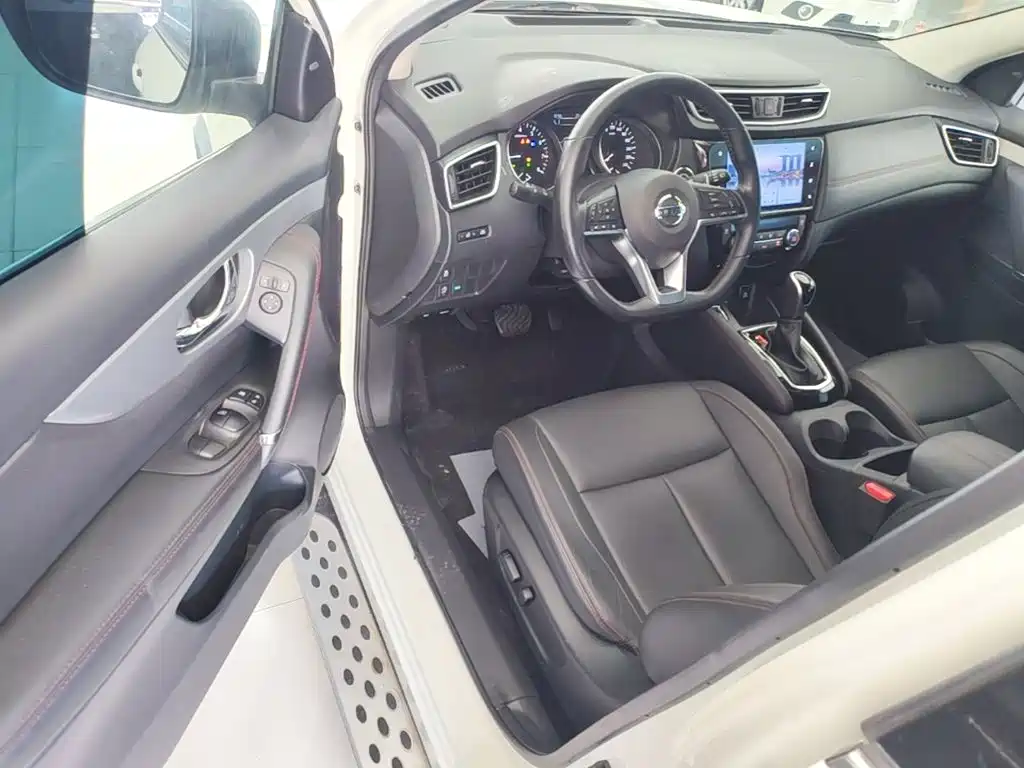 Nissan Qashqai — миниатюра 16