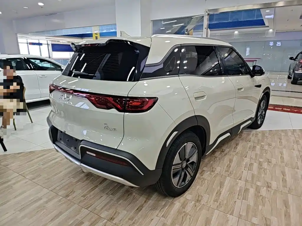 BYD Yuan UP — миниатюра 7