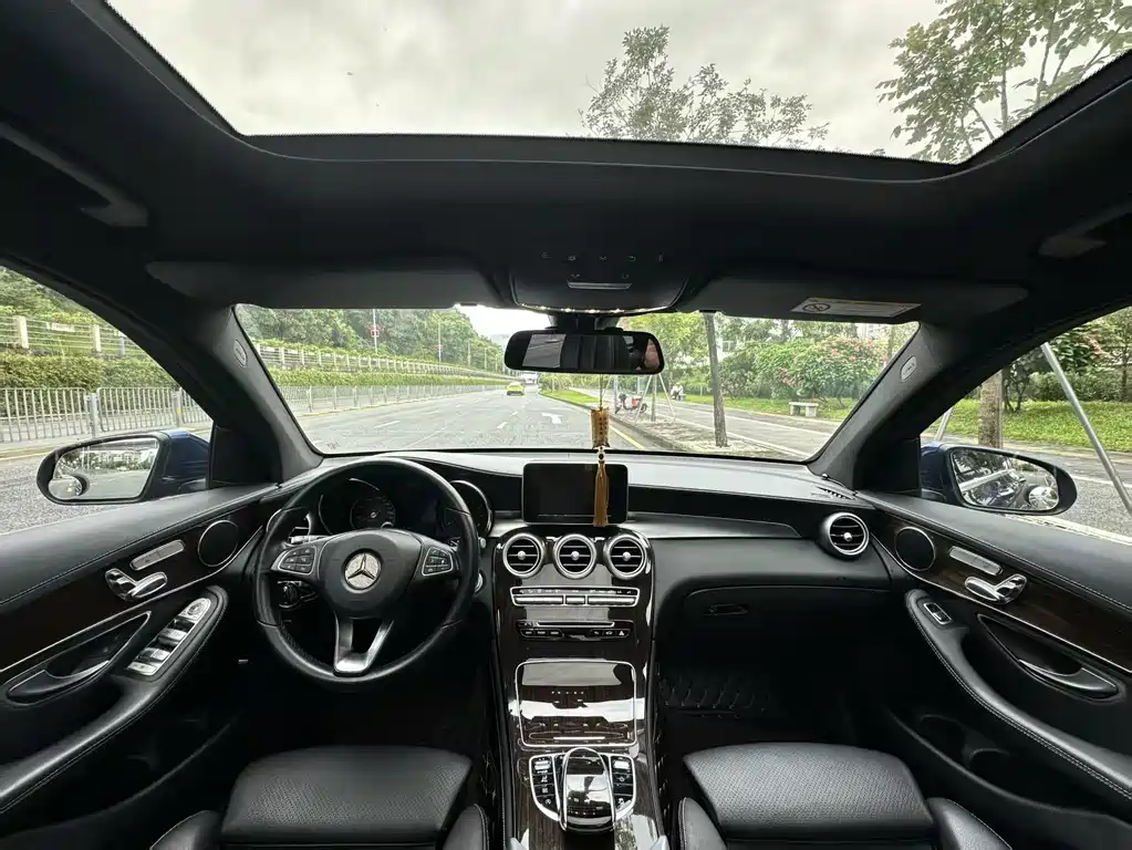 Mercedes-Benz GLC — миниатюра 8
