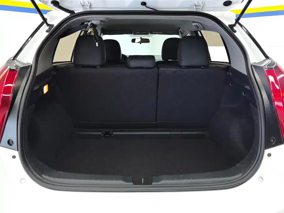 TOYOTA YARIS L ZHIXUAN