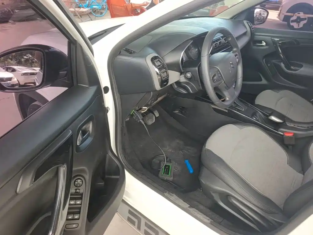 Citroen C3-XR — миниатюра 16