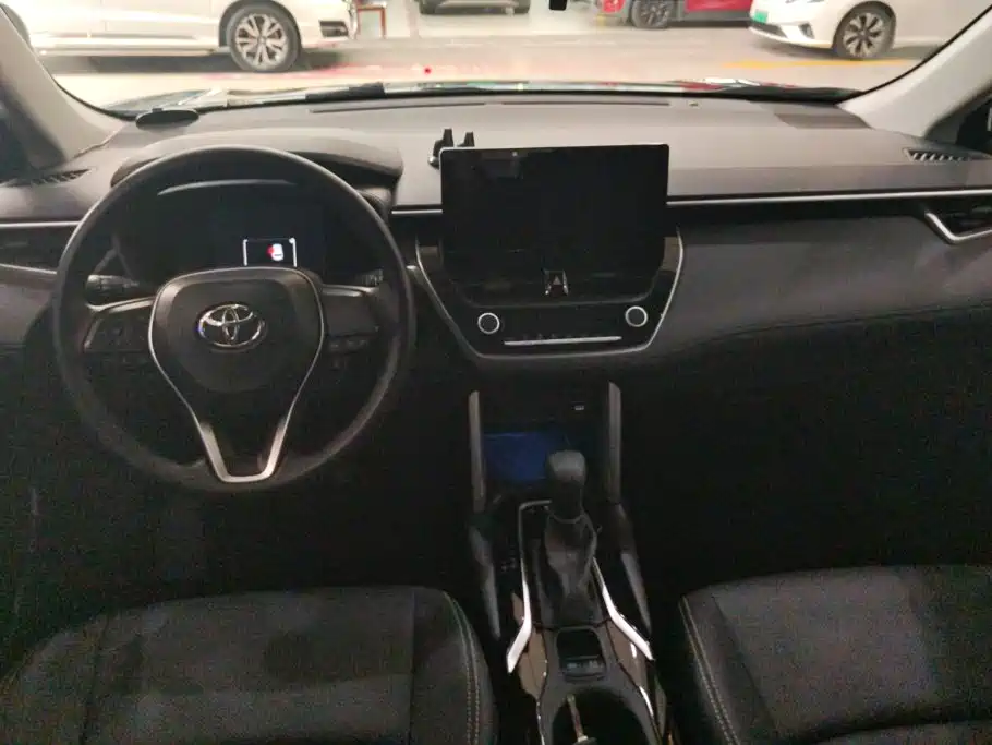 Toyota Frontlander — миниатюра 12