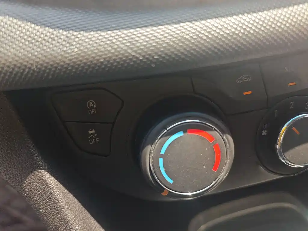 Chevrolet Cavalier — миниатюра 15
