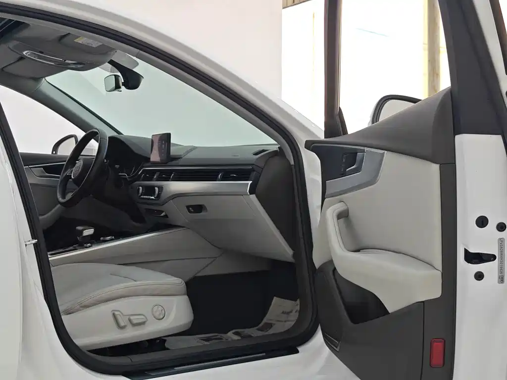 Audi A4L — миниатюра 23