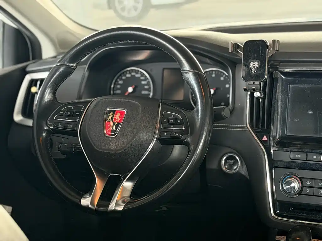 Roewe Roewe i6 Classic — миниатюра 5