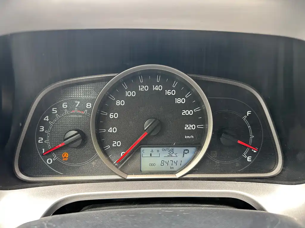 Toyota RAV4 — миниатюра 12