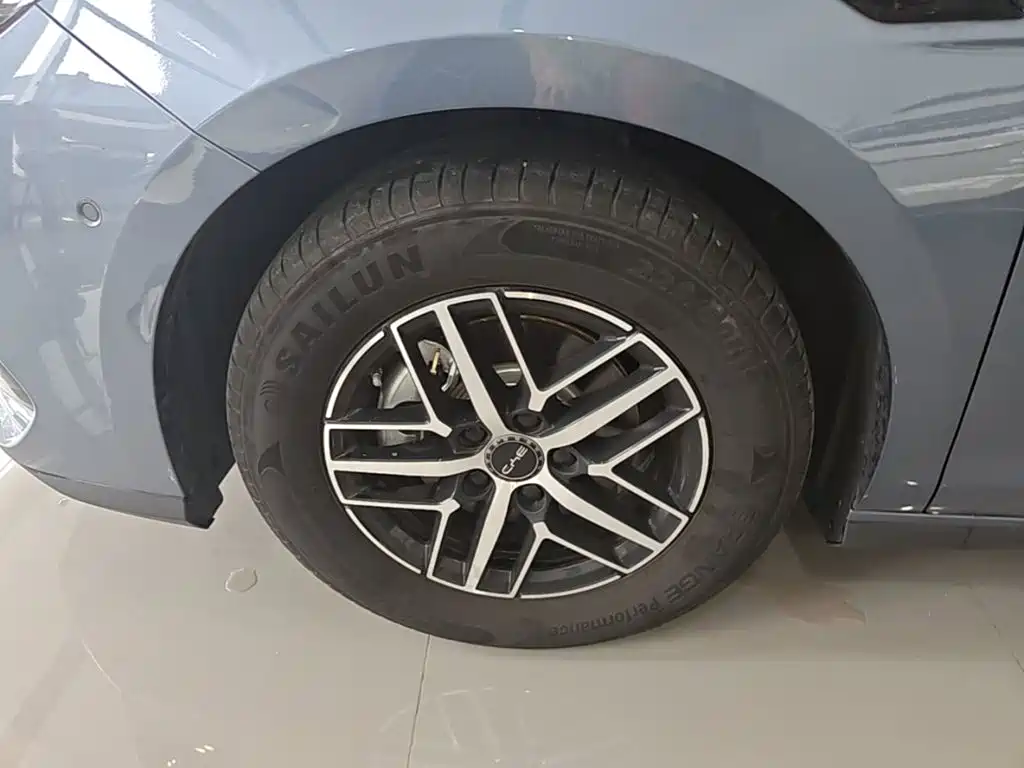BYD Seal 05 DM-i — миниатюра 23