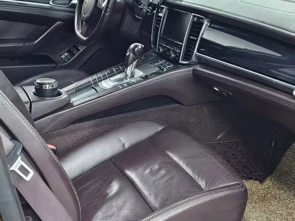 Porsche Panamera — миниатюра 13
