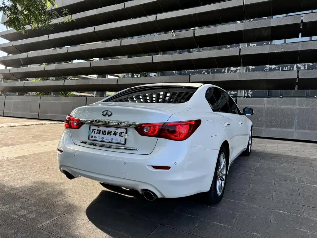Infiniti Q50L — миниатюра 5