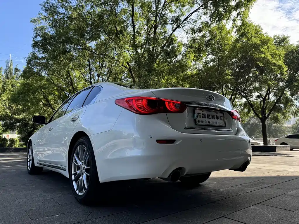 Infiniti Q50L — миниатюра 10