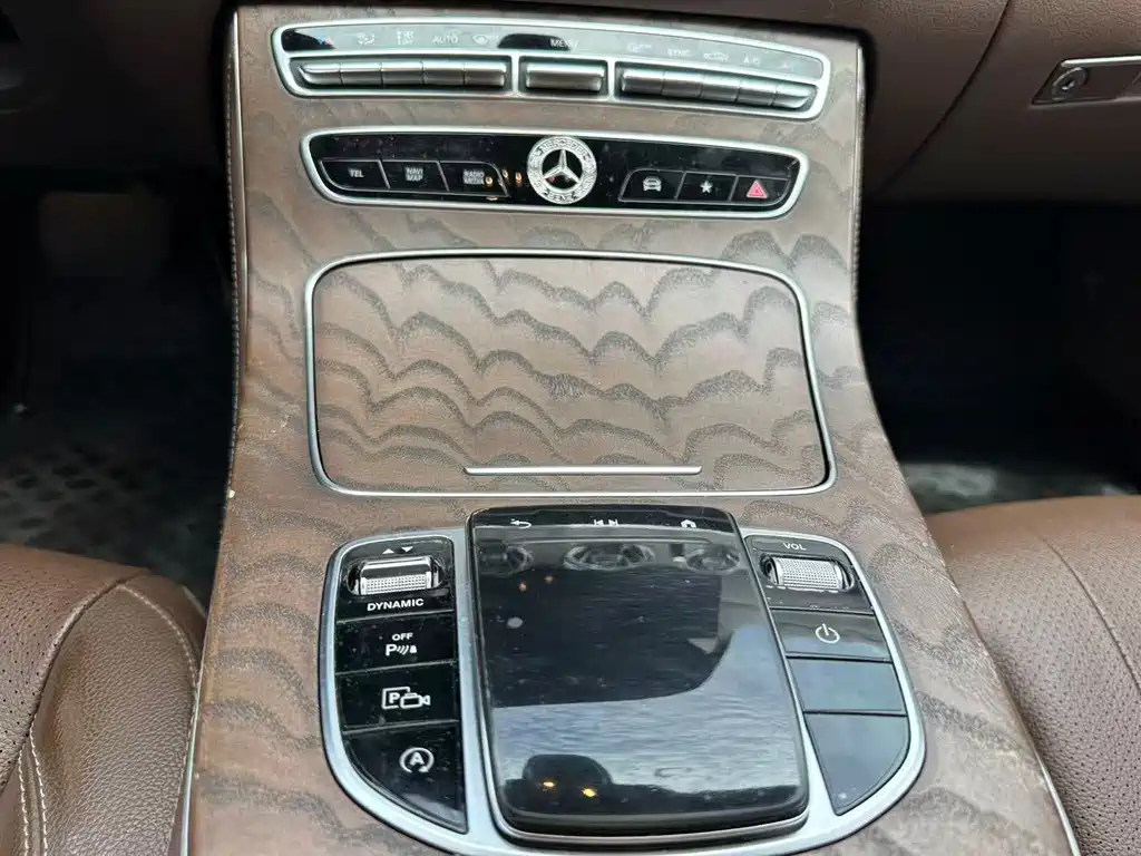 Mercedes-Benz E-Class E 2021 E 300 L Fashion