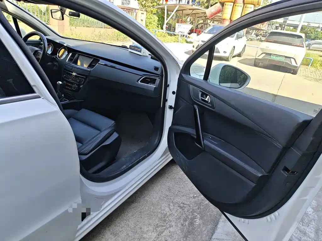 Peugeot 508 — миниатюра 19