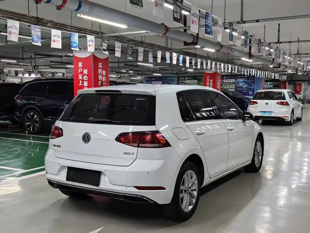Volkswagen Golf — миниатюра 10