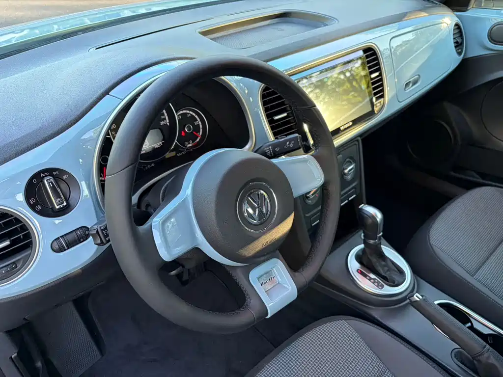 Volkswagen Beetle — миниатюра 10
