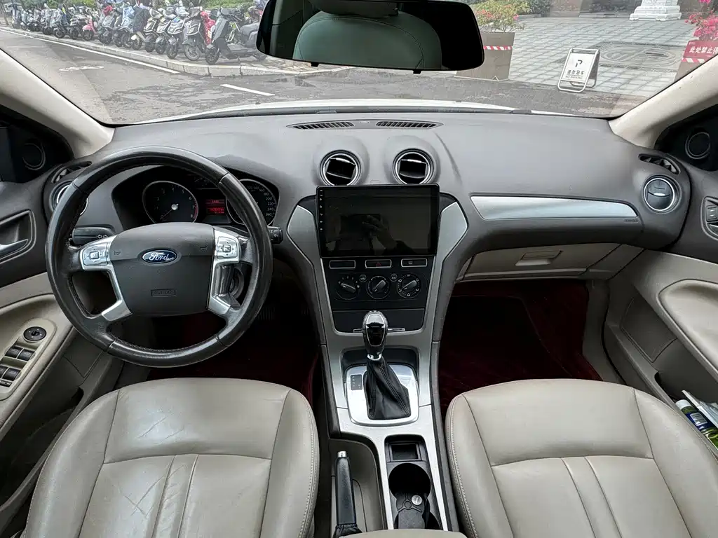Ford Mondeo 2013 2.3L Fashion